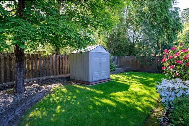 10904 SW 62nd Pl, Portland, OR 97219 - view of yard