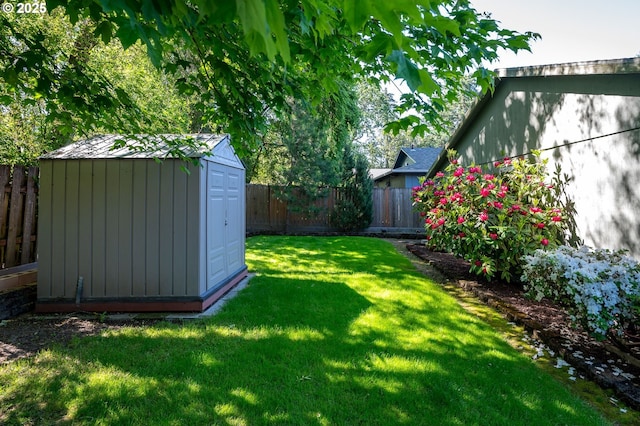 10904 SW 62nd Pl, Portland, OR 97219 - view of yard
