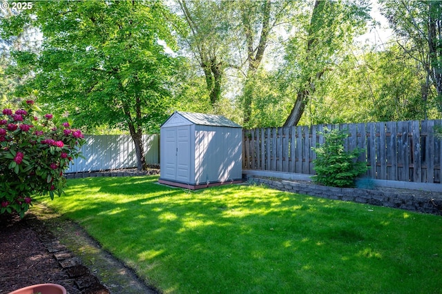 10904 SW 62nd Pl, Portland, OR 97219 - view of yard