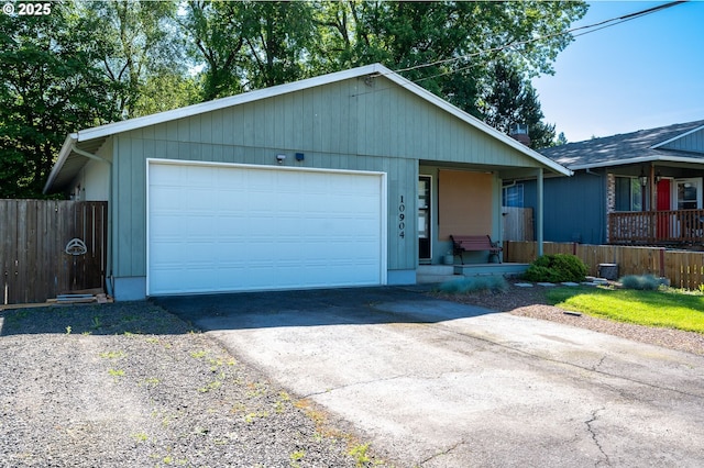 10904 SW 62nd Pl, Portland, OR 97219 - ranch-style house with asphalt driveway
