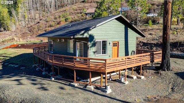 view of front facade featuring a deck