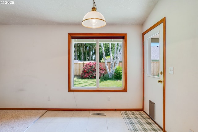 7236 Woodcrest Ct, Keizer, OR 97303 - spare room with baseboards and a textured ceiling