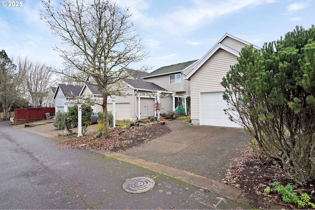 view of front facade featuring a garage