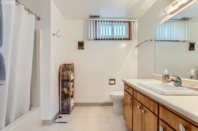 14385 SW Hargis Rd, Beaverton, OR 97008 - full bath featuring vanity, shower / bath combo with shower curtain, and tile patterned floors