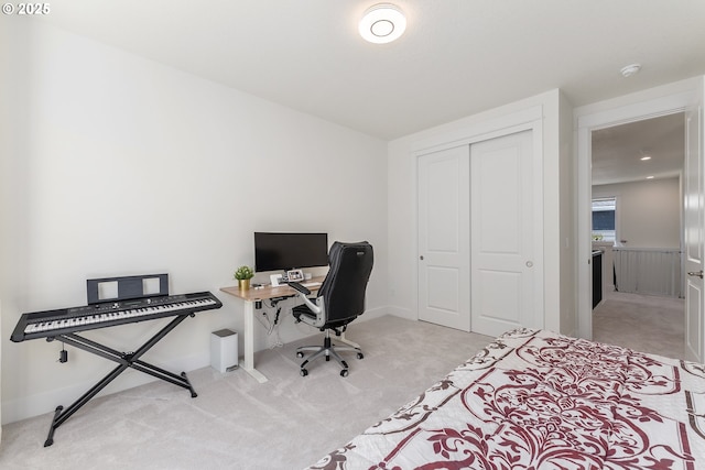 15875 NW Ridgeline St, Portland, OR 97229 - home office with light colored carpet