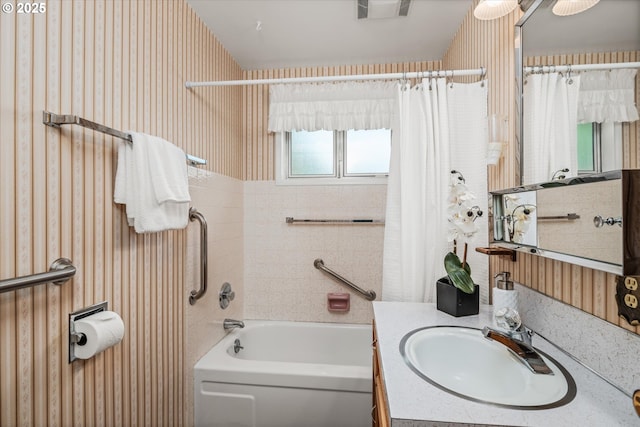 82091 Lost Valley Ln, Dexter, OR 97431 - bathroom with wallpapered walls, shower / tub combo, and vanity