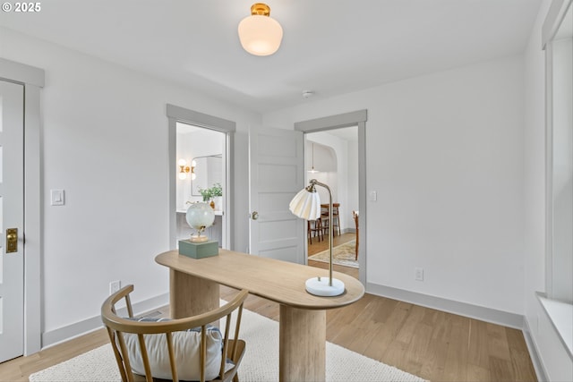 625 NE 69th Ave, Portland, OR 97213 - home office with light wood-type flooring and baseboards