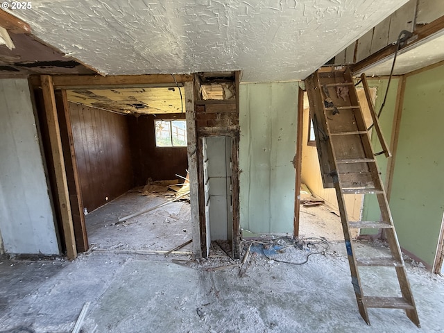 609 Vermont St, North Bend, OR 97459 - view of misc room