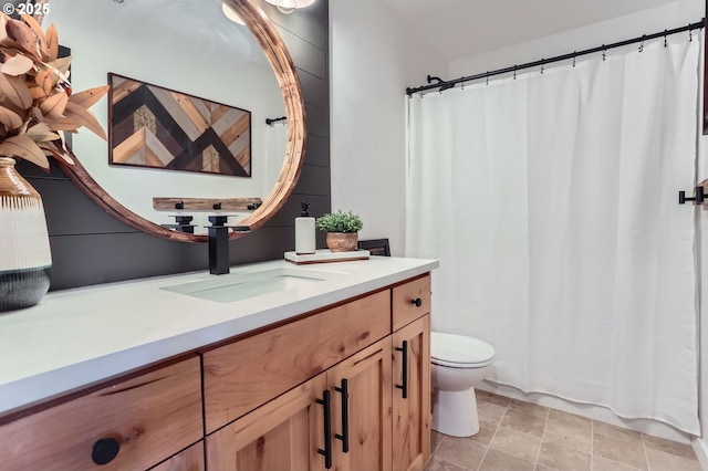 1028 E 16th St, Lafayette, OR 97127 - bathroom with toilet, vanity, and a shower with shower curtain