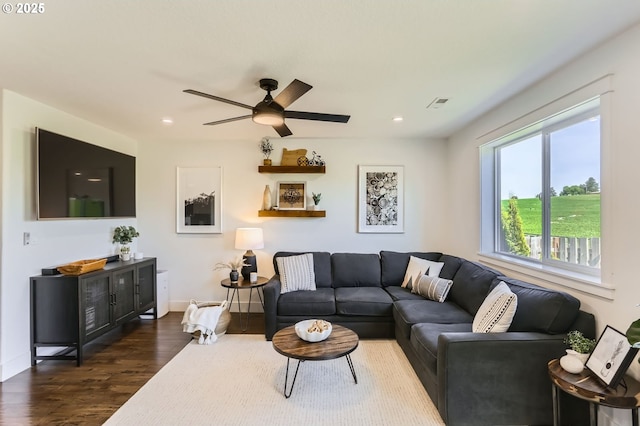 1028 E 16th St, Lafayette, OR 97127 - living room featuring dark wood finished floors, a ceiling fan, recessed lighting, and baseboards