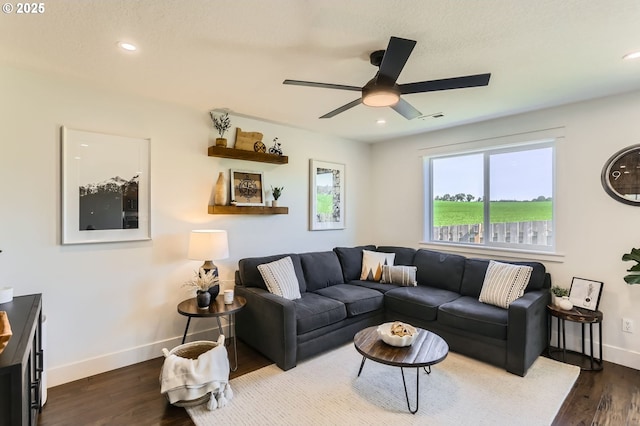 1028 E 16th St, Lafayette, OR 97127 - living room featuring wood finished floors, baseboards, a ceiling fan, and recessed lighting