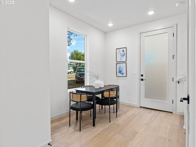 1616 SE Morrison St, Portland, OR 97214 - dining area featuring light wood-type flooring, recessed lighting, and baseboards