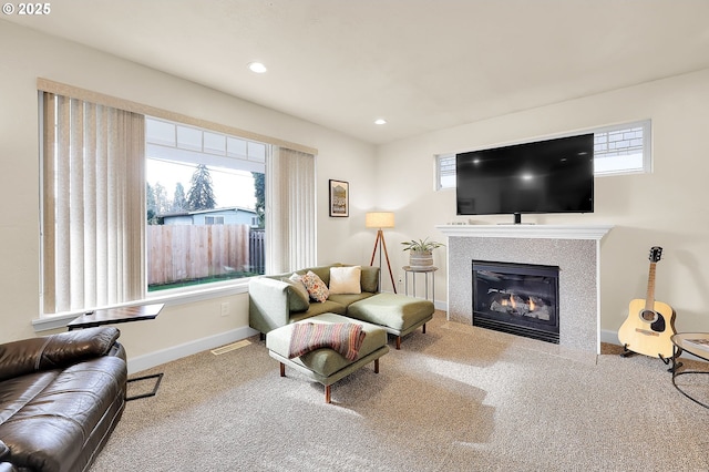 living room with carpet