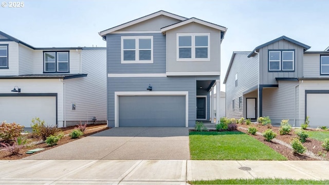 view of front of house featuring a garage