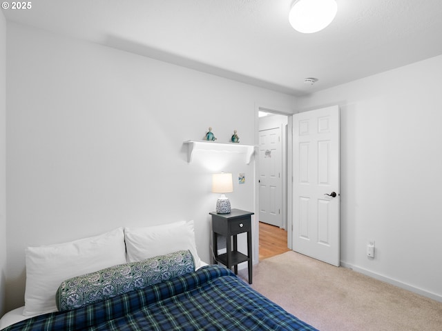 bedroom featuring carpet floors