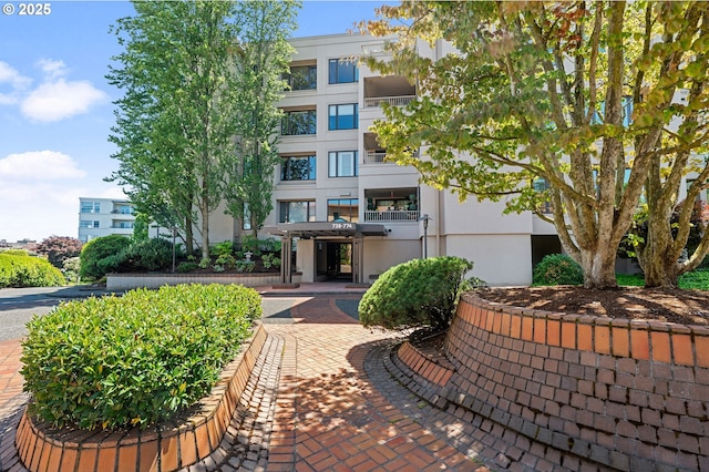 766 NW Westover Sq, Portland, OR 97210 - view of property
