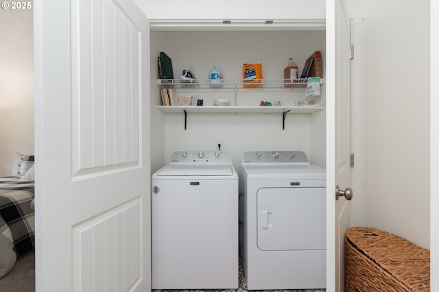 1937 NE 7th Dr, Lincoln City, OR 97367 - washroom with washer and dryer