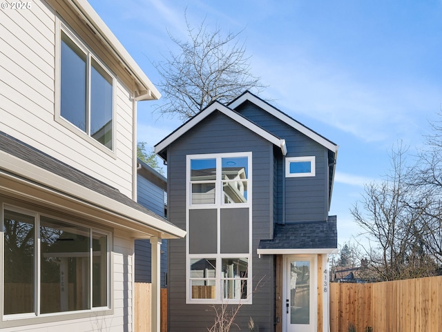 4138 NE 14th Ave, Portland, OR 97211 - view of front facade featuring fence