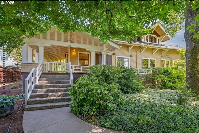 1520 SE 54th Ave, Portland, OR 97215 - view of front facade with a porch