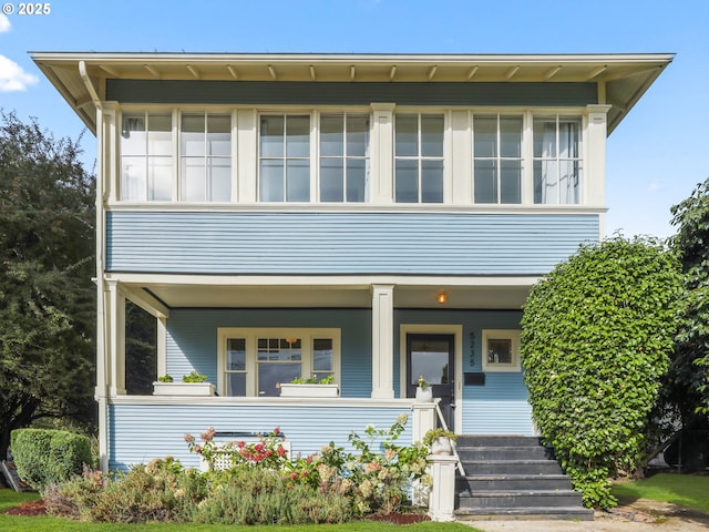 view of front of house featuring a porch