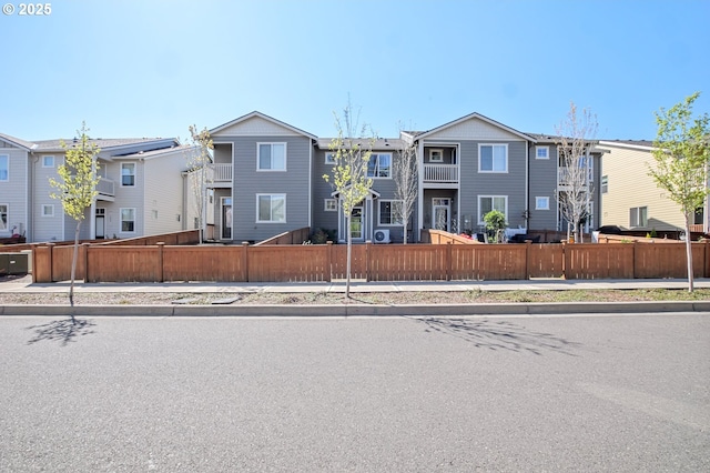 7110 NE 155th Pl, Vancouver, WA 98682 - multi unit property with a residential view and a fenced front yard