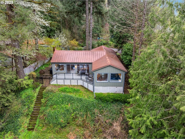 18308 NE Cole Witter Rd, Battle Ground, WA 98604 - back of house featuring metal roof and fence