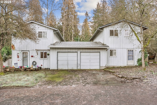 view of front of home featuring a garage