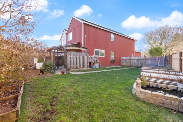 exterior space featuring a lawn