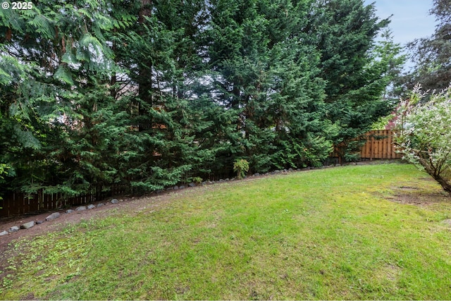 15530 SW Brighton Ct, Beaverton, OR 97007 - view of yard