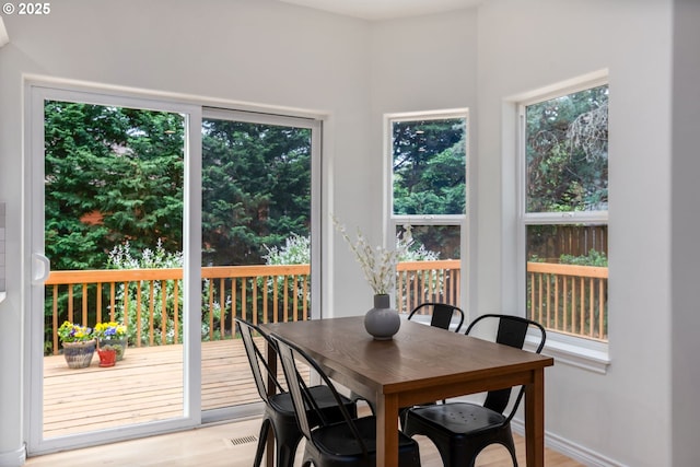 15530 SW Brighton Ct, Beaverton, OR 97007 - dining area with light wood finished floors and baseboards