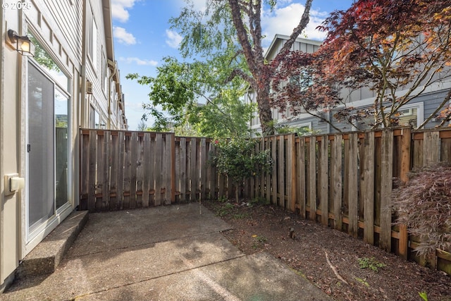 17246 SW Pleasanton Ln, Beaverton, OR 97003 - fenced backyard featuring a patio area