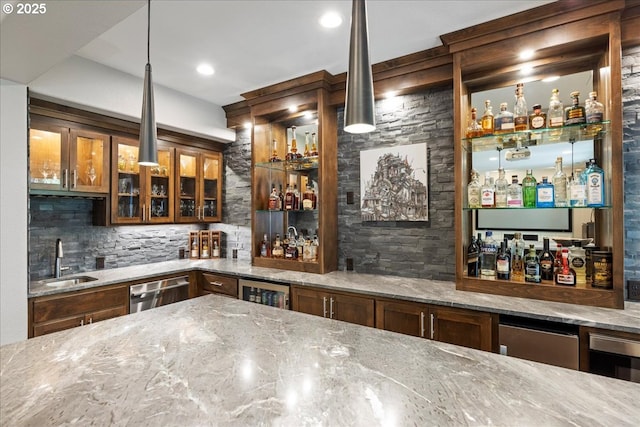 9522 NW Skyview Dr, Portland, OR 97231 - indoor wet bar with wine cooler, stainless steel dishwasher, and backsplash