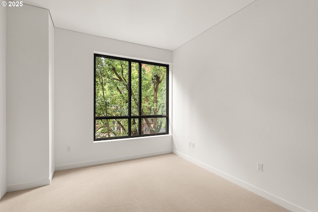 922 NW 11th Ave Unit 209, Portland, OR 97209 - empty room featuring carpet floors