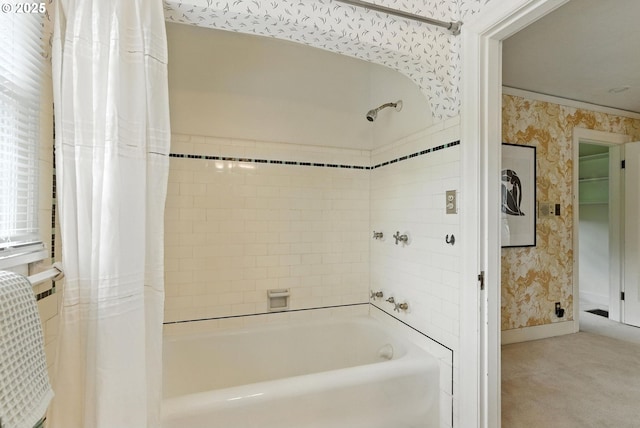 368 NW Lomita Ter, Portland, OR 97210 - full bath with wallpapered walls and shower / tub combo with curtain