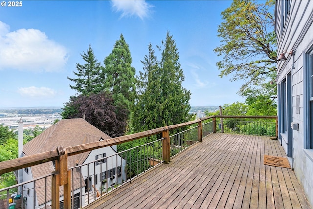 368 NW Lomita Ter, Portland, OR 97210 - view of wooden terrace
