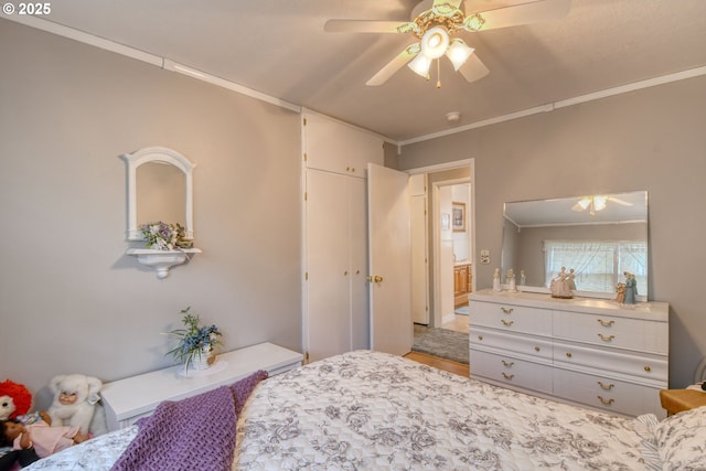 385 S Green St, Heppner, OR 97836 - bedroom featuring crown molding, wood finished floors, and a ceiling fan