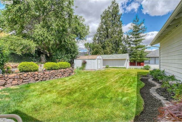 385 S Green St, Heppner, OR 97836 - view of green lawn featuring a storage unit