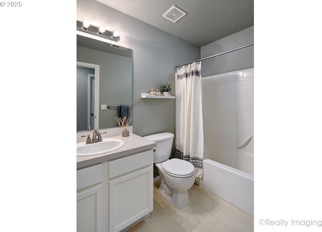 bathroom with shower / bathtub combination with curtain, vanity, visible vents, and toilet