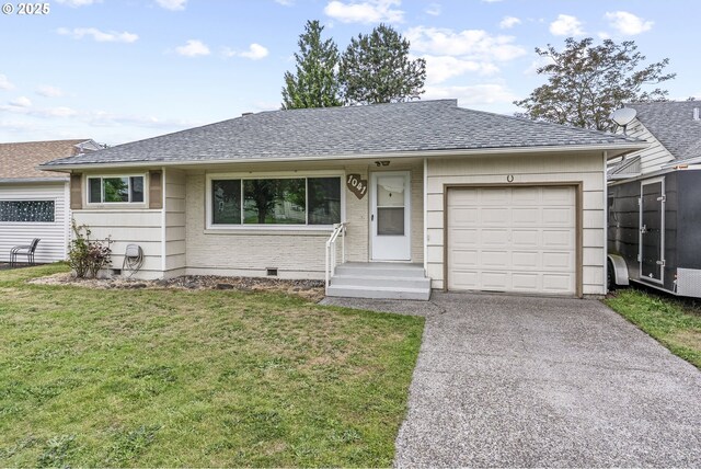 1041 19th Ave, Longview, WA 98632 - ranch-style home featuring driveway, a front lawn, roof with shingles, a garage, and crawl space