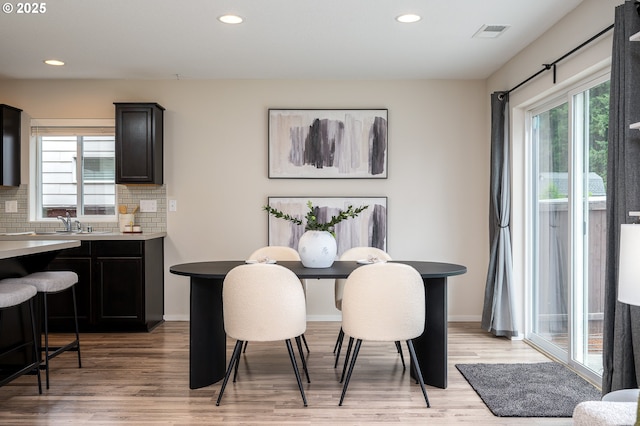 505 NE 138th Pl, Vancouver, WA 98684 - dining space with light wood finished floors and recessed lighting
