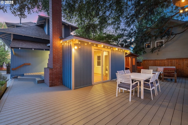 2820 SE 47th Ave, Portland, OR 97206 - deck with outdoor dining area