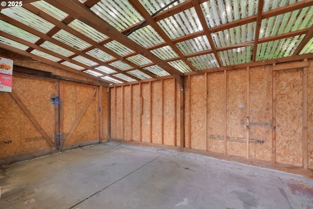 815 Bobolink Ave, Eugene, OR 97404 - storage featuring a garage