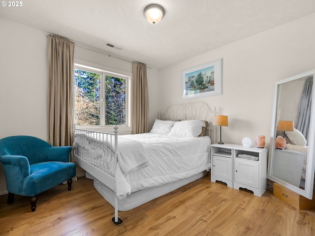 92041 Carmen Creek Rd, Astoria, OR 97103 - bedroom featuring light wood-style flooring