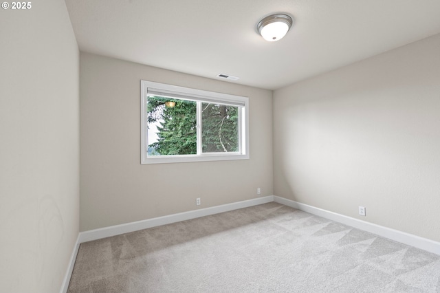 3335 Bentley Ave, Eugene, OR 97405 - unfurnished room with carpet and baseboards