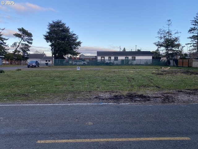 1204 37th Pl, Seaview, WA 98644