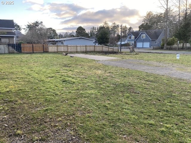 1204 37th Pl, Seaview, WA 98644