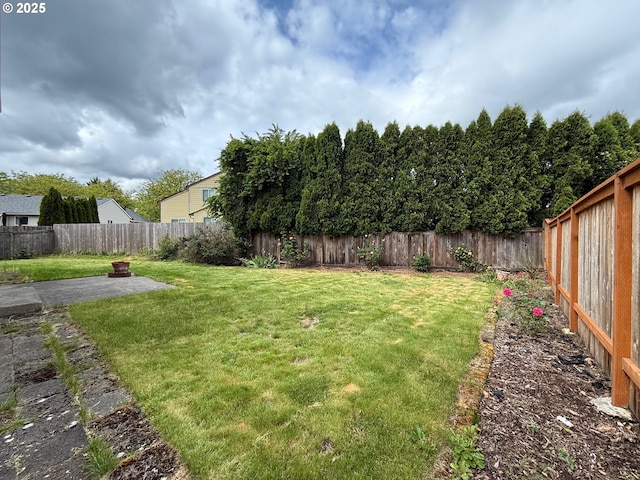 2113 SE 181st Ave, Vancouver, WA 98683 - view of yard with a patio