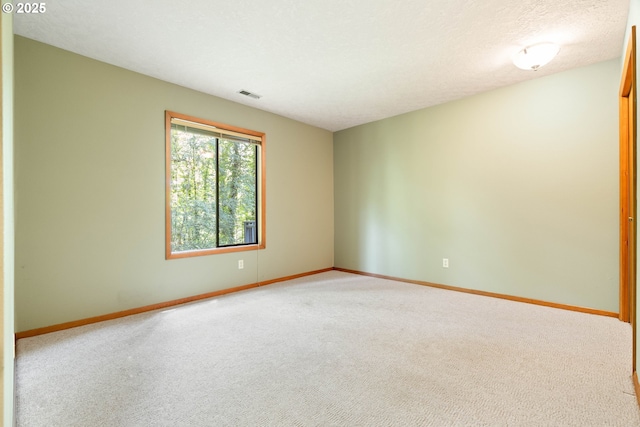 4740 SW Lowell Ct, Portland, OR 97221 - unfurnished room featuring carpet flooring and baseboards