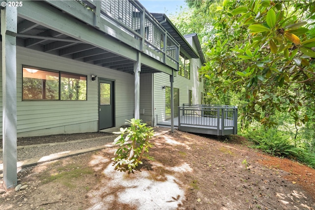 4740 SW Lowell Ct, Portland, OR 97221 - back of house with a deck