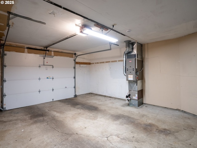8275 SW Chestnut St, Portland, OR 97223 - garage with heating unit